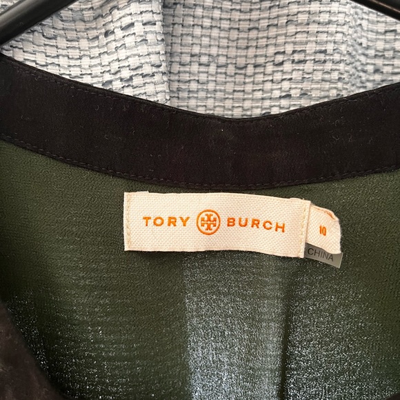 Tory Burch Silk Green Blouse with Gold & Black Accents - Picture 4 of 8